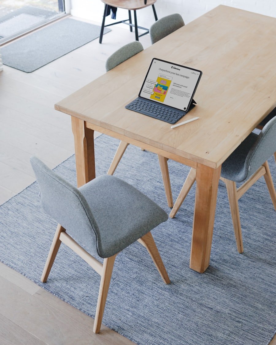 Rytr AI writing assistant — budget-friendly AI writer with 40+ use cases