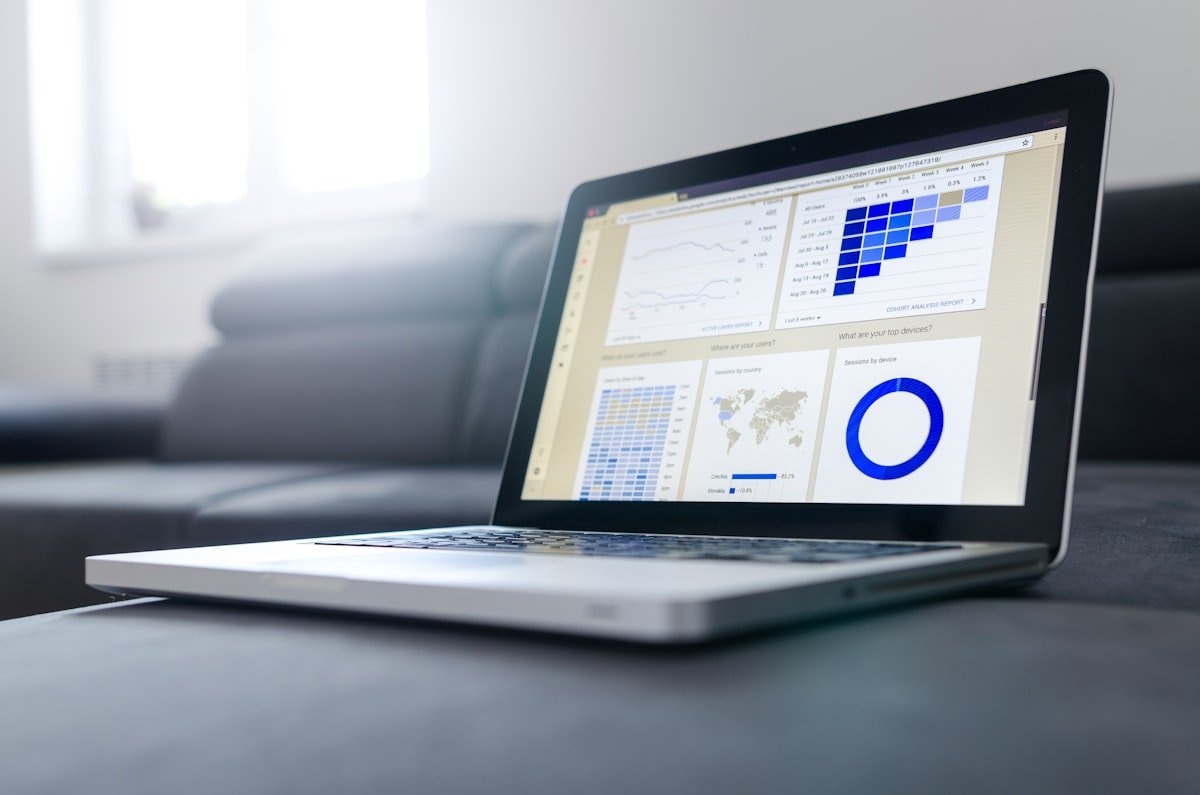 Surfer SEO content optimization tool — AI-powered on-page SEO for content creators